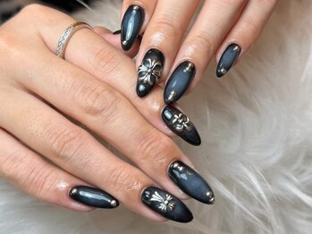 ブラッククロムネイル