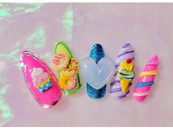 ジュエル ラ メール(Jewel la mer)/スイーツ☆派手ネイル