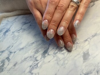 ヘアーアンドネイル ルシア(Hair&Nail Lucia)/ラメグラデーション