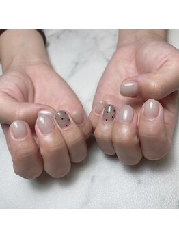 シースルーネイル/ドットネイル