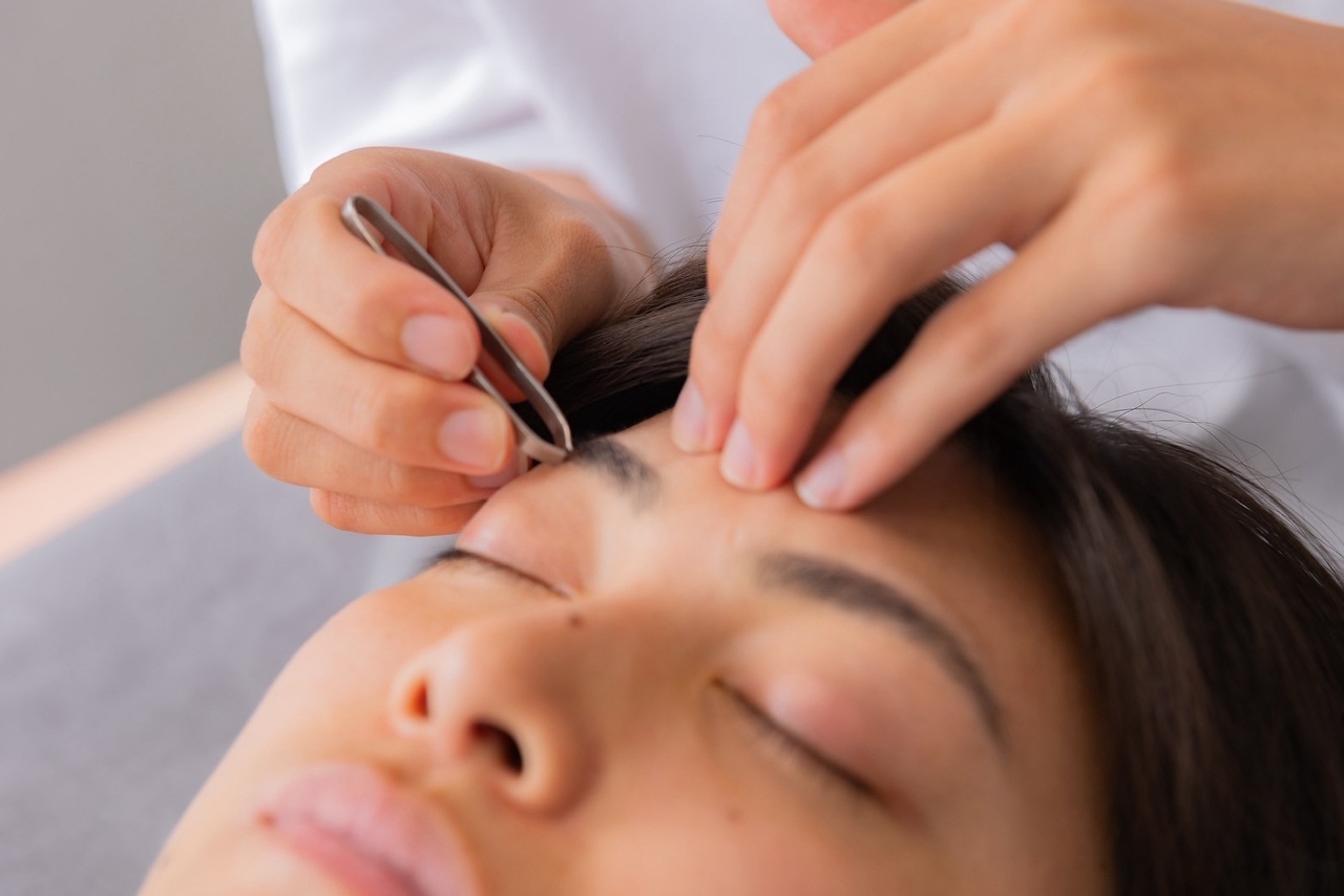 2回目以降【眉毛/アイブロウ】アイブロウスタイリング 5900