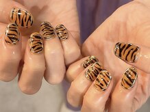 キャッツアイトーキョー 西荻窪店/タイガーネイル