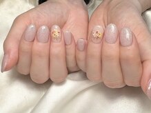 ヒールネイル(heal nail)/greige×フラワーブーケ