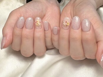 ヒールネイル(heal nail)/greige×フラワーブーケ