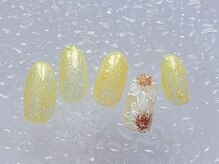 ネイルサロン ロゼプリュム/キラキラな向日葵ネイル
