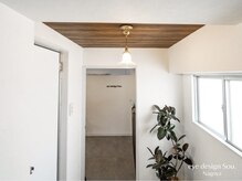 想(Sou.)/明るい日差しが入る玄関