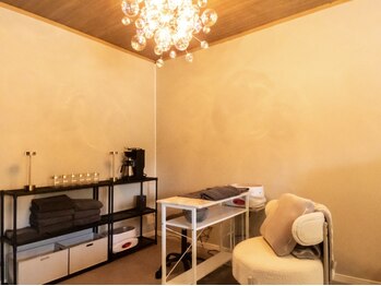 ジニエス(genies)/