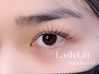 ネロリ バイ エイティスト(neroli by 8ist)/ラッシュリフト［新宿/新宿駅］