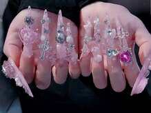 リンネイル 新大久保店(Rin Nail)の雰囲気（16,000種類以上のパーツを自由に選べます【持ち込み/長さ出し】）