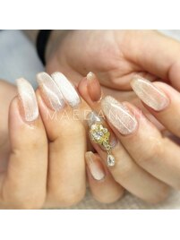 〈　マグネットネイル　〉