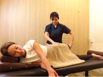 トータルボディケア 仙台ロフト店(TOTAL BODY CARE)の写真/《痛みを繰り返さない身体づくり》で体の歪み・肩こりを改善!的確なツボ押し/矯正整体で初回から効果を実感