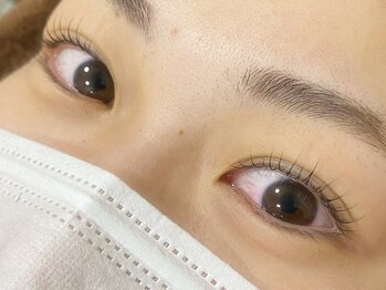 プランタン フローリア(Froria printemps)の写真/目元に合わせた丁寧なカウンセリング＆デザイン！【次世代まつ毛パーマ　ドールリフトカール】¥3520～