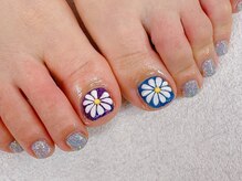 モレリア(morelia)/フットネイル　親指アート