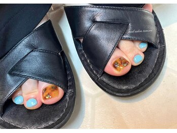 リリー(Lily)/高橋　ワンカラー＋2本アート