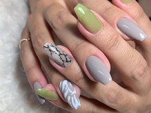 サロンドフォーエイチ(salon de 4H)/ペールトーンの上品アニマル柄☆