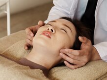 リュクス 恵比寿 代官山(LUXE)/施術風景【美容鍼/代官山/東京】