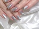 水光マグネットネイル