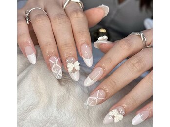 アミネイル(Ami Nail)/ワンホンガーリーネイル
