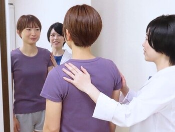 ミュカ(Miyuka)の写真/＼姿勢で速攻チェンジ！／運動が苦手、続かない◎「ながらレッスン」で女性らしく健康的な体に痩せ見え！