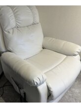 StrawberryJam田町三田店／ドライヘッド／リンパマッサージ&脱毛/リクライニングチェアルーム