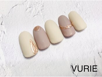 ヴリエ 小作店(VURIE)/ニュアンスネイル/ミラーネイル