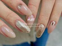 ユイット(HUIT)の雰囲気(オフィス、ワンカラー、シンプル、カラー試し塗り◎)