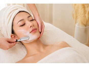 ビューティーフェイス まるひろ南浦和店の写真/定期的なシェービングが肌変わる美肌への鍵☆ハリとツヤが満ちる透明感あふれる素肌を叶えて★