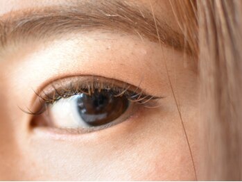 メゾンドシャルムボーテ(maison de charme Beaute)/美まつ毛パーマ