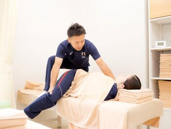 グレーススポーツ整骨院 大泉学園院の写真/「姿勢が悪い、首や骨盤の歪みが気になる…」そんなお悩みは当院にお任せ下さい！[大泉学園/スポーツ整体]
