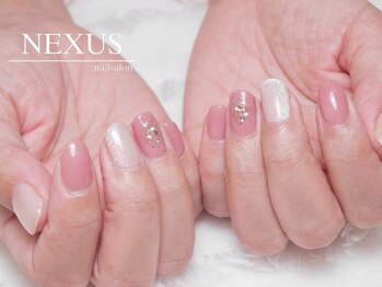 ネクサス(NEXUS)/ワンポイントキラキラネイル