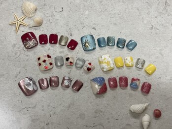 アイラッシュサロン マハロアンドフェスタ 麻布十番店(mahalo&Festa)の写真/【定額フットネイル¥8780～】マグネットネイルやシェラックネイルも◎ワンランク上の華やかで美しい足元へ