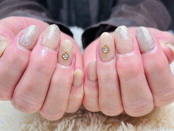 シチ ネイル(shichi nail)/シンプルデザイン