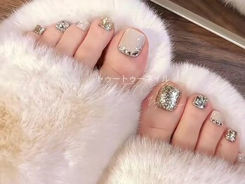 トゥートゥー(TOUTOU)/ラメx白xストーン　フット