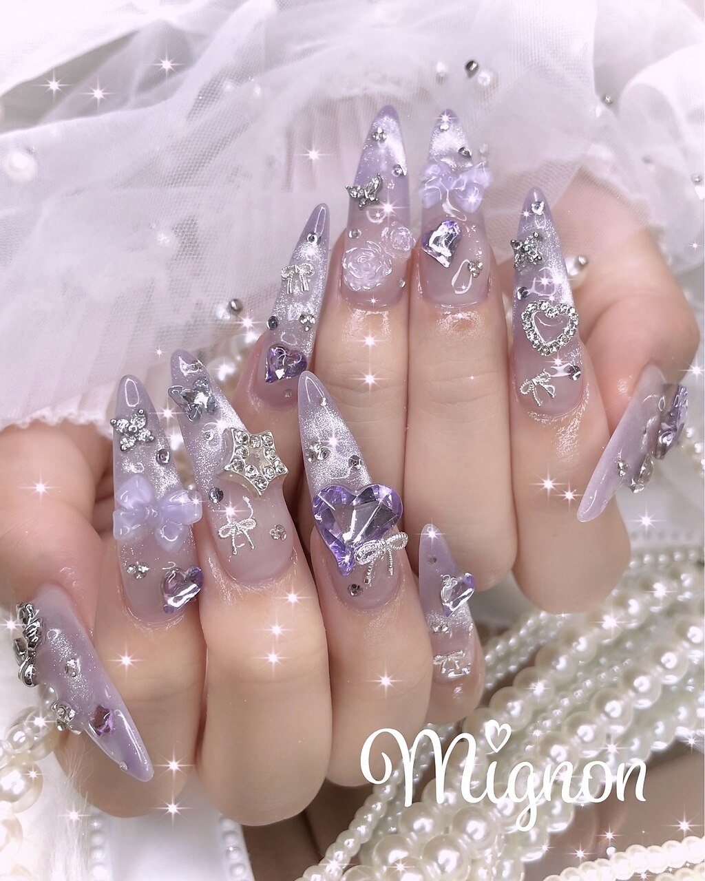 2026年冬トレンド】ホログラム ハートのネイルデザイン集｜人気順｜3