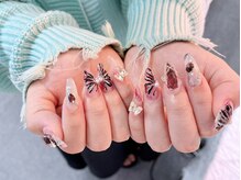 グロー ネイル(Glow Nail)/