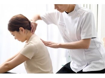 中野整体マスターズ/もみほぐし　ヘッドスパ　肩こり