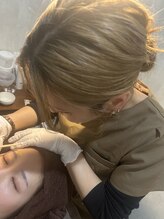 シェリエ(Sheller)/HBLハリウッドアイブロウリフト