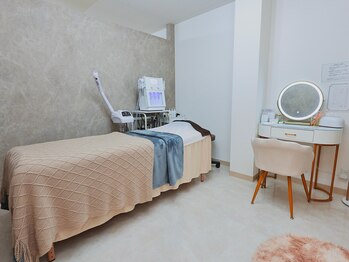 ベル 堀江(Belle)/ハーブピーリング｜ベッドルーム