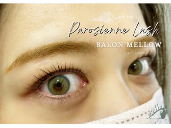 メロウ(mellow)/生え際が見えると目元がスッキリ