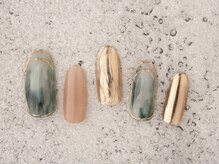 エムスラッシュネイル 本牧店(M SLASH)/ニュアンス×ミラーネイル