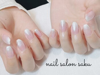 サク(saku)/ラメ白グラデーション