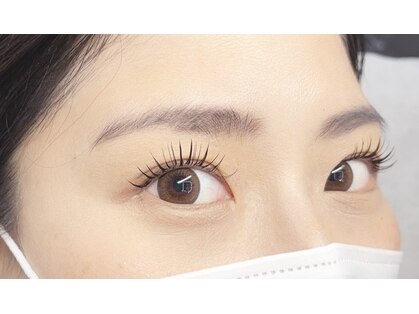 エムイニョン(m.Inyeon)の写真