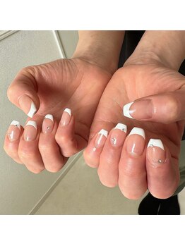 アモ(Amo)/フレンチネイル