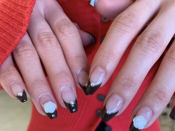 シオネイルサロン 下北沢2号店(sio.nailsalon)/フレンチ