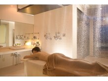 スパ コンコルディア(Spa Concordia)/ヴィシーシャワー