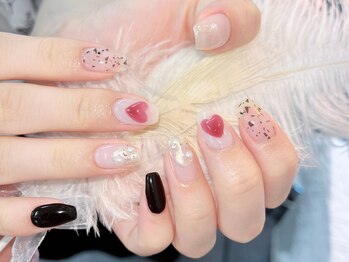グロー ネイル(Glow Nail)/