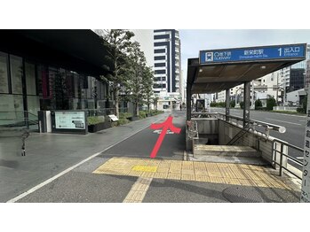 ドシル(DOCILE)/【１番出口の場合】