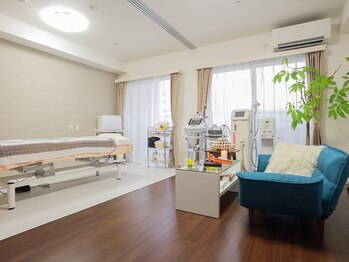 ニュイブラーシュ(nuit blanche)/ようこそ『ニュイブラーシュ』へ