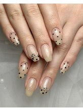 フウ(Huh)/定期ネイル華やか