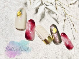 大人可愛いニットネイル